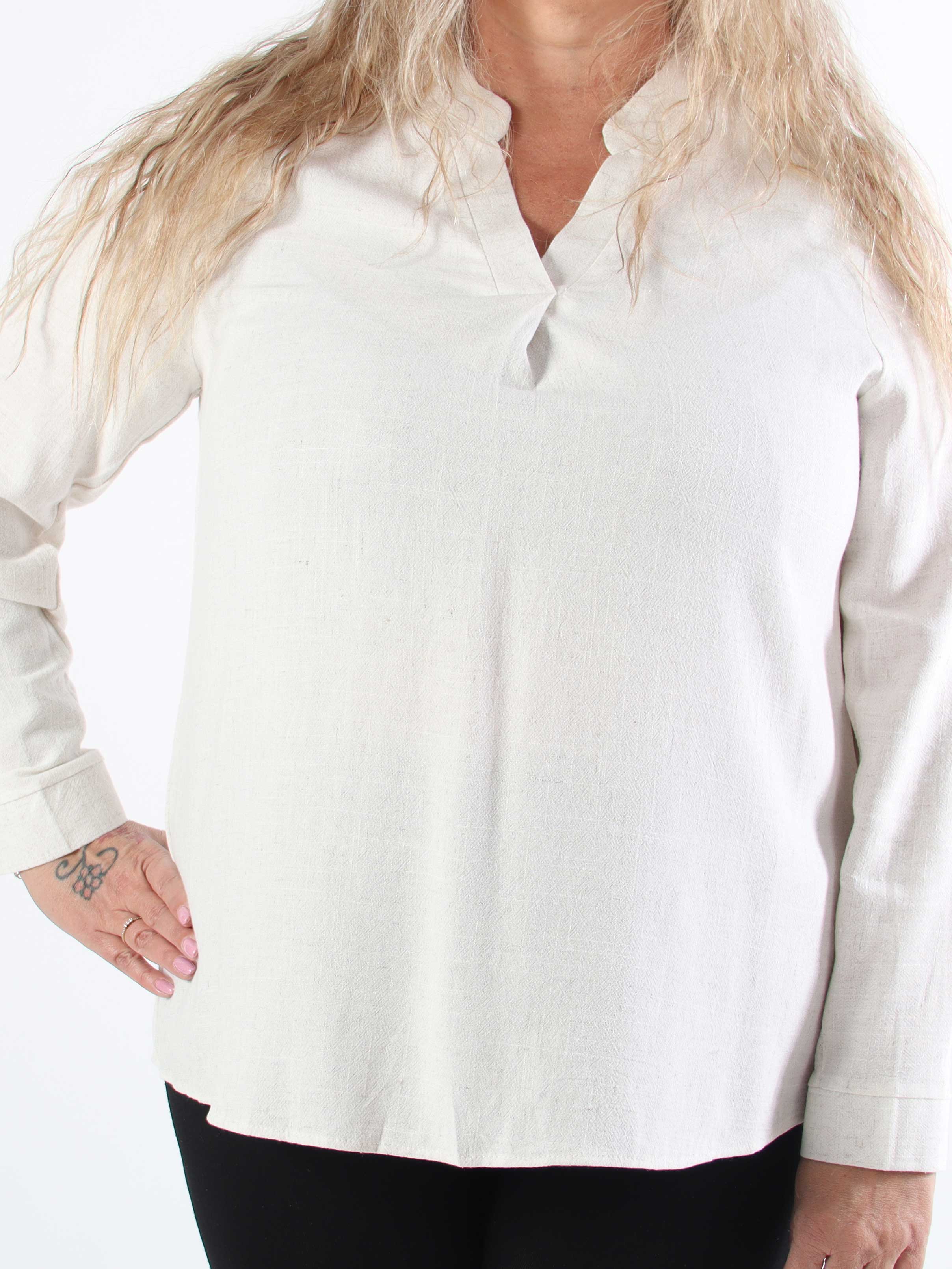 Benna - Ensfarvet tunika lavet i blød viskose